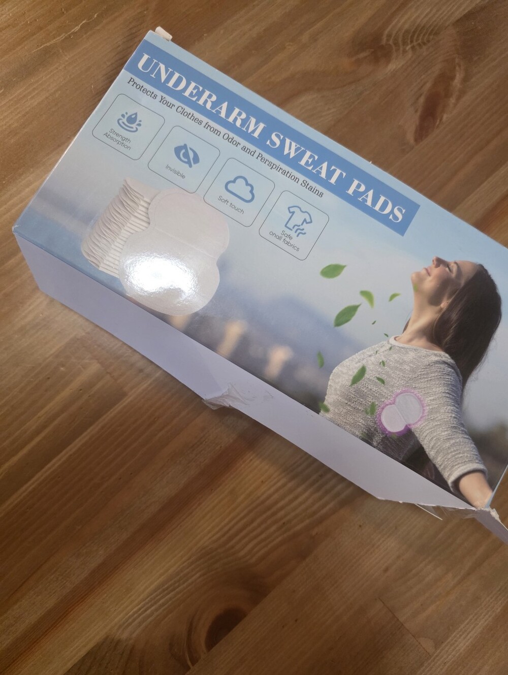 Underarm Sweat Pads โ White Disposable Armpit Protectors